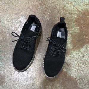 Steve Madden kids size 13 shoe worn once